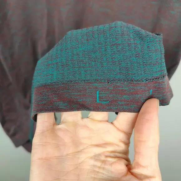 Lululemon Metal Vent Tech Tee Mens Large Red Teal Breathable Mesh Gym FLAWED - Picture 3 of 7